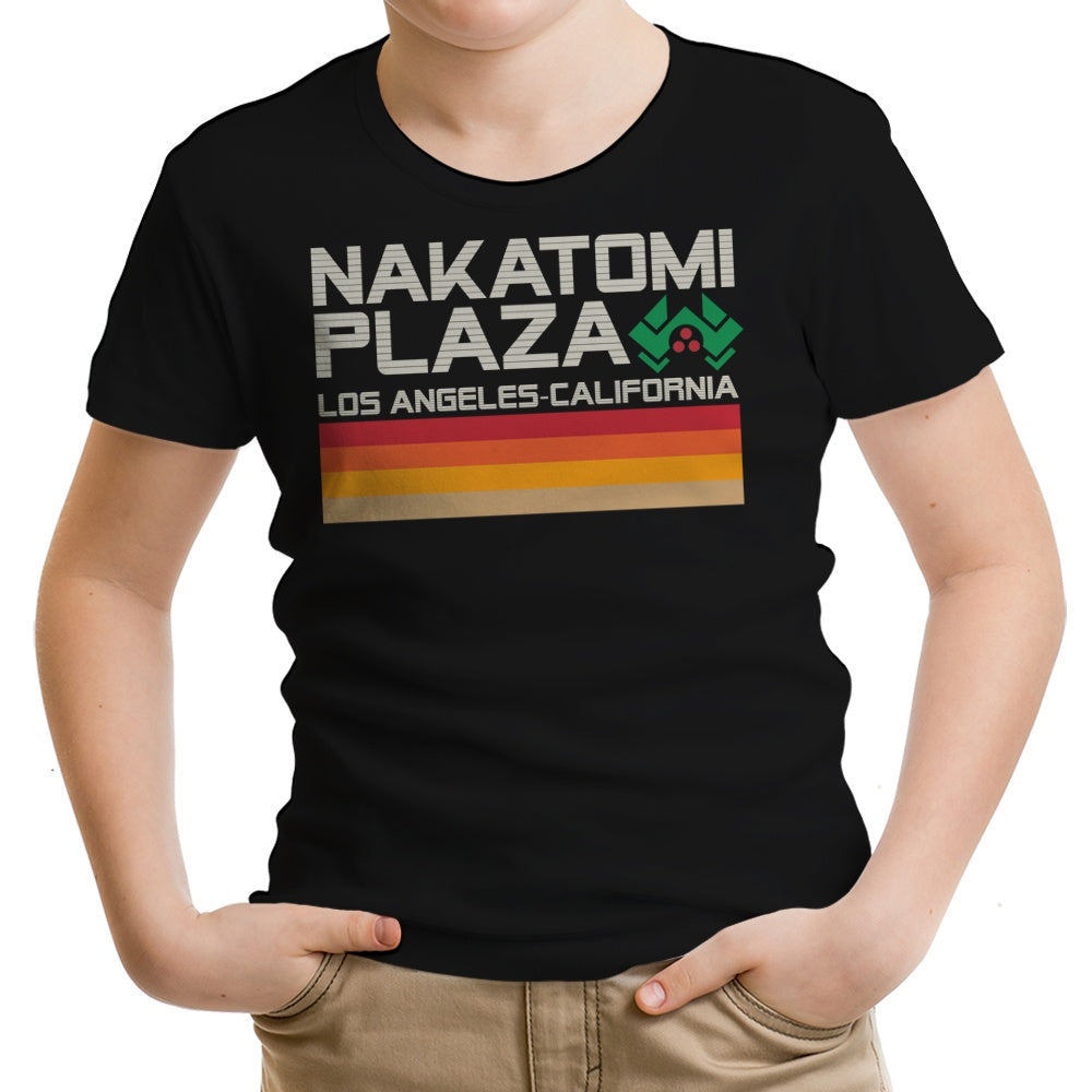 Retro Plaza - Fashionable Youth Clothing Apparel